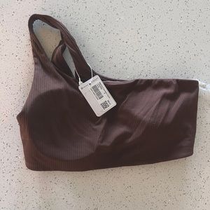 Lululemon Ribbed Nulu Asymmetrical yoga bra size 8